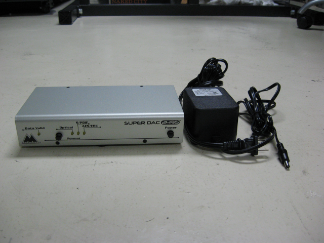 Mafianumerique - M-Audio Super DAC 2496 : Adaptateur secteur 9V compatible  (alimentation, chargeur) - Adaptateur Secteur Universel - Rue du Commerce