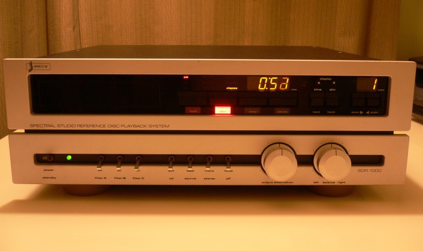 Spectral SDR-1000 Series II CD Player / Preamplifier *** SOLD